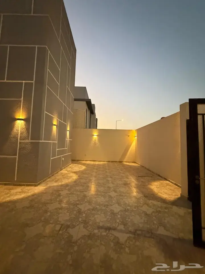 3 bedroom villa in Al Janadriyah, Riyadh 5