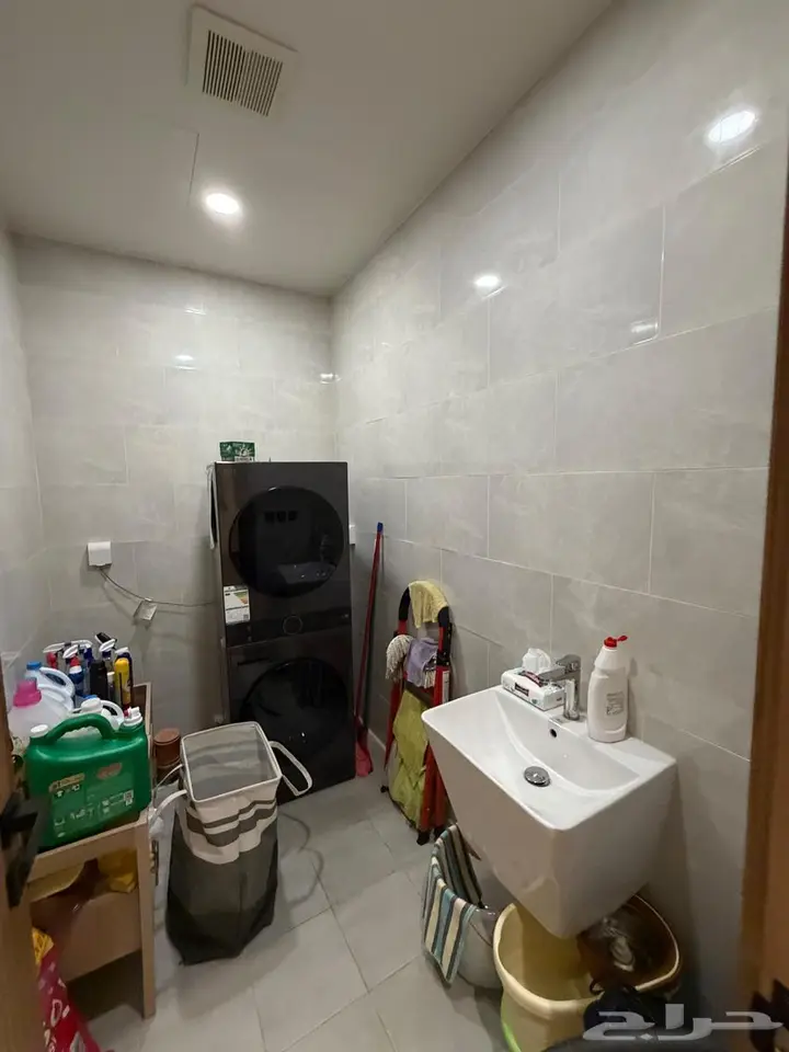 3 bedroom villa in Al Janadriyah, Riyadh 16