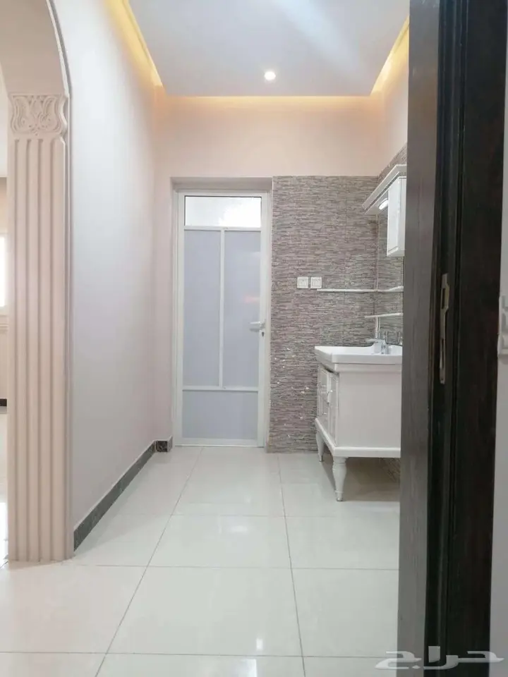 5 bedroom apartment in Al Nahda, Eastern Province 6