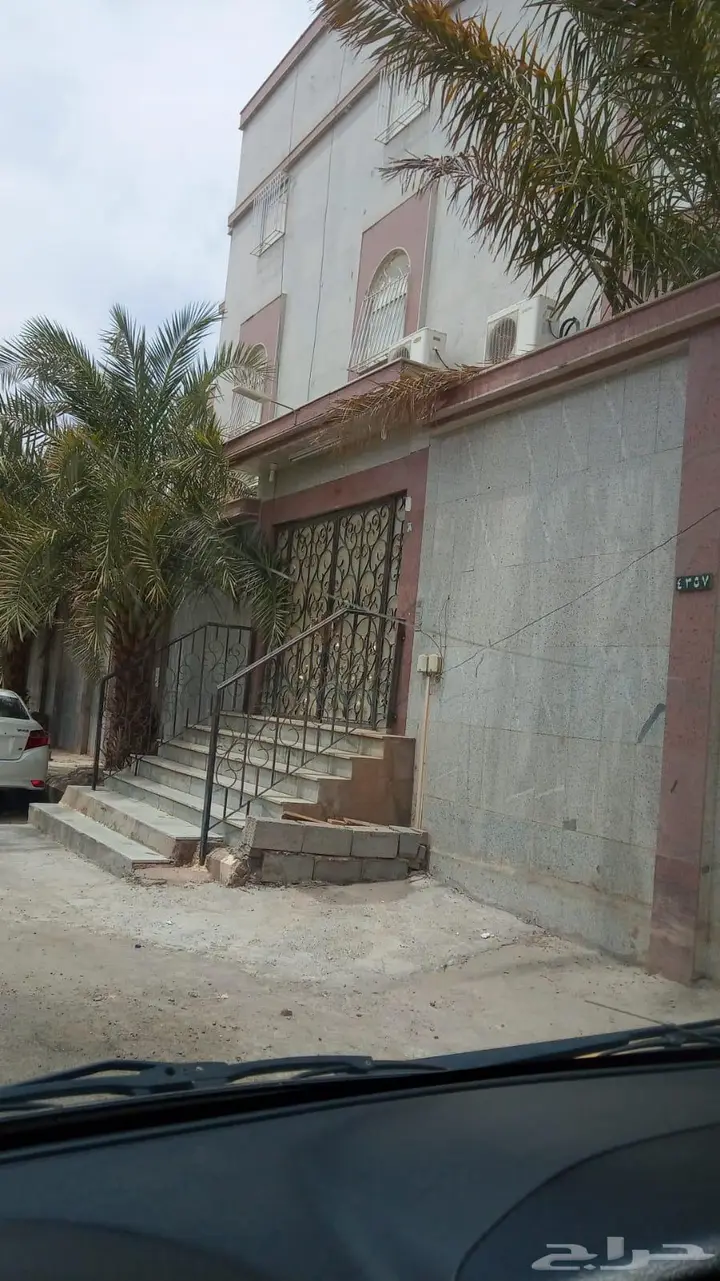 5 bedroom apartment in Al Difa, Madinah 10