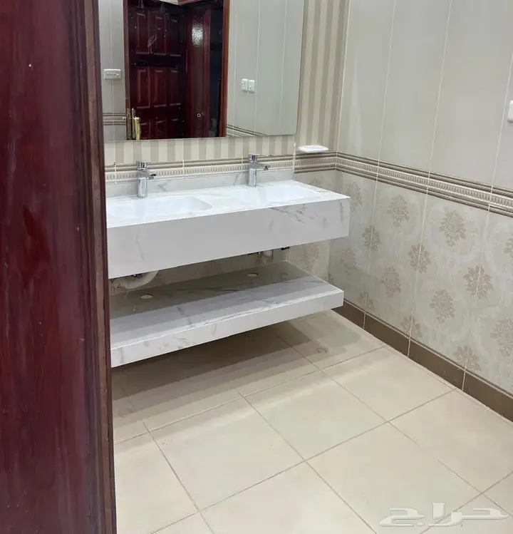5 bedroom apartment in Al Difa, Madinah 11