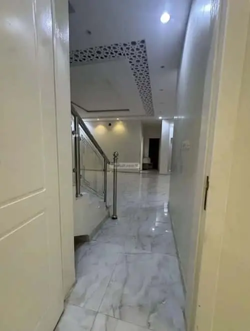 7 bedroom villa in Al Yarmouk, Riyadh 9