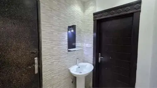 5 bedroom apartment in Al Awali, Riyadh 13