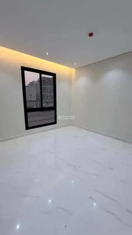 4 bedroom apartment in Tuwaiq, Riyadh 12
