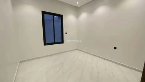 4 bedroom apartment in Granada, Riyadh 3