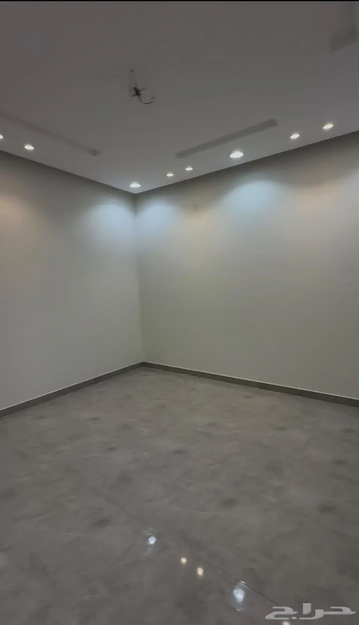 3 bedroom apartment in Al Bashaer, Jeddah 3