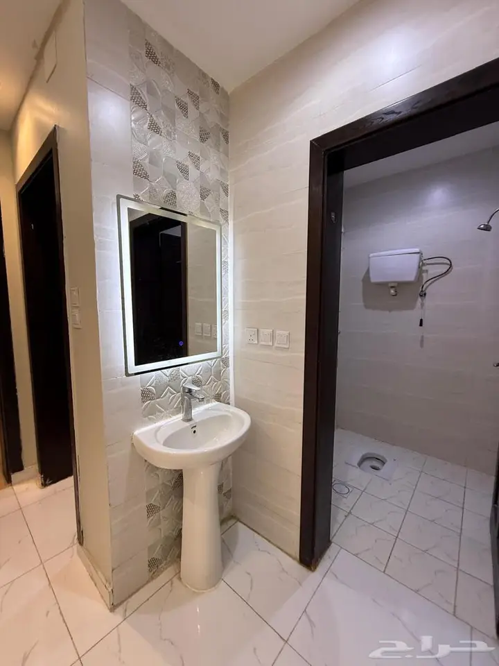 3 bedroom apartment in Bahrah, Jeddah 5
