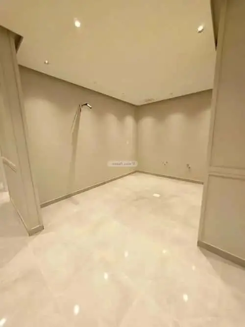 5 bedroom apartment in Al Sawari, Jeddah 12