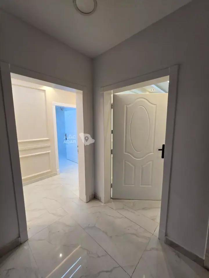 3 bedroom apartment in Ash Shulah, Eastern Province