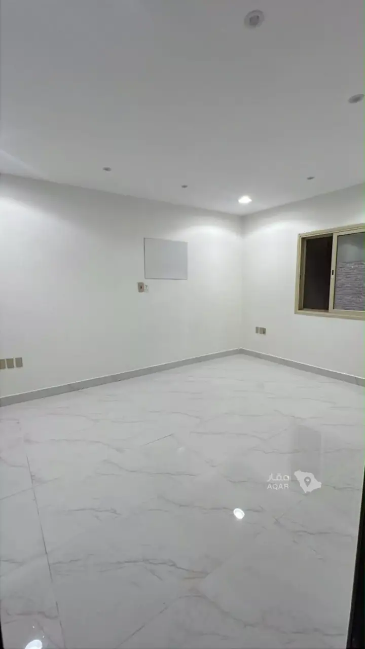 2 bedroom apartment in Granada, Eastern Province 5