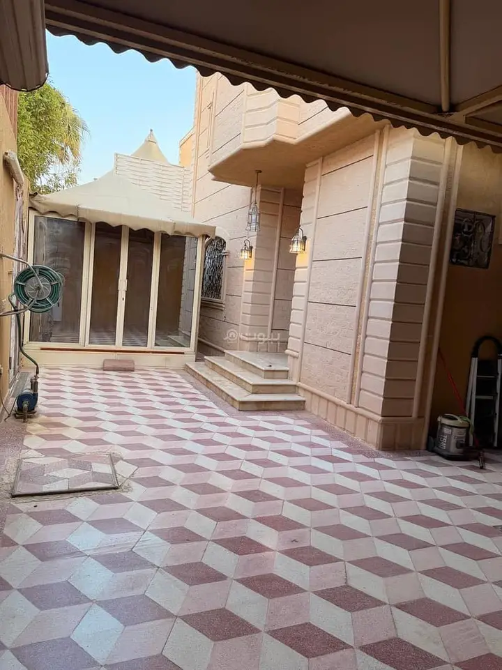 4 bedroom villa in Al Rabie, Riyadh 5
