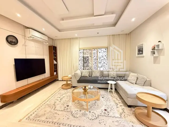 5 bedroom villa in Al Rabwa, Riyadh 9