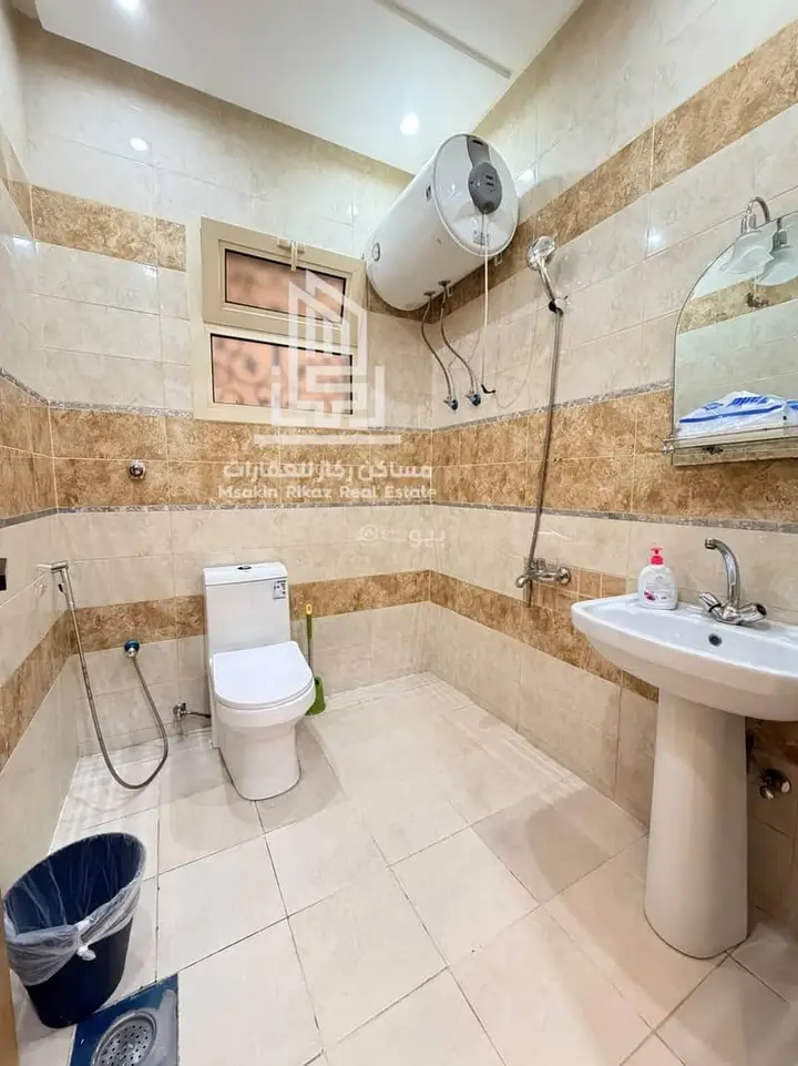 5 bedroom villa in Al Rabwa, Riyadh 11