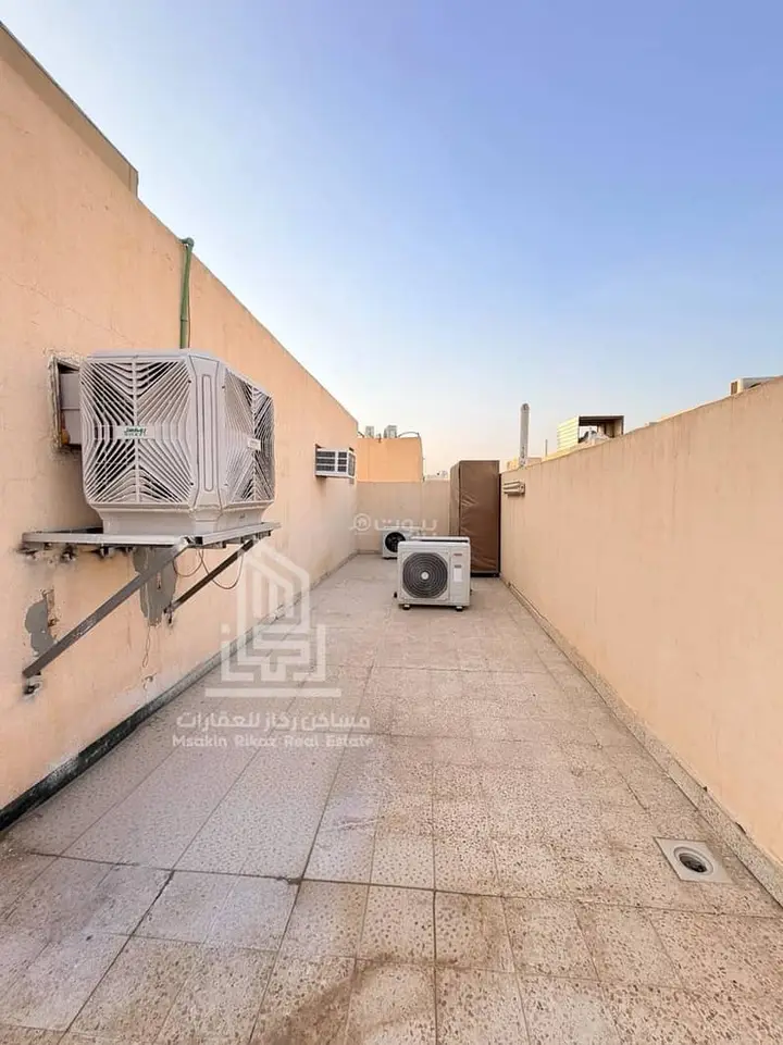 5 bedroom villa in Al Rabwa, Riyadh 18