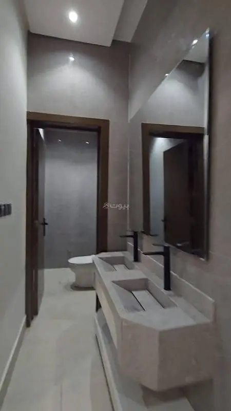 5 bedroom villa in Tuwaiq, Riyadh 3