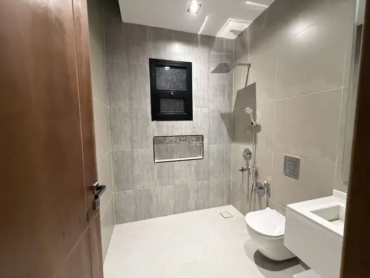 4 bedroom apartment in Al Yarmouk, Riyadh 8