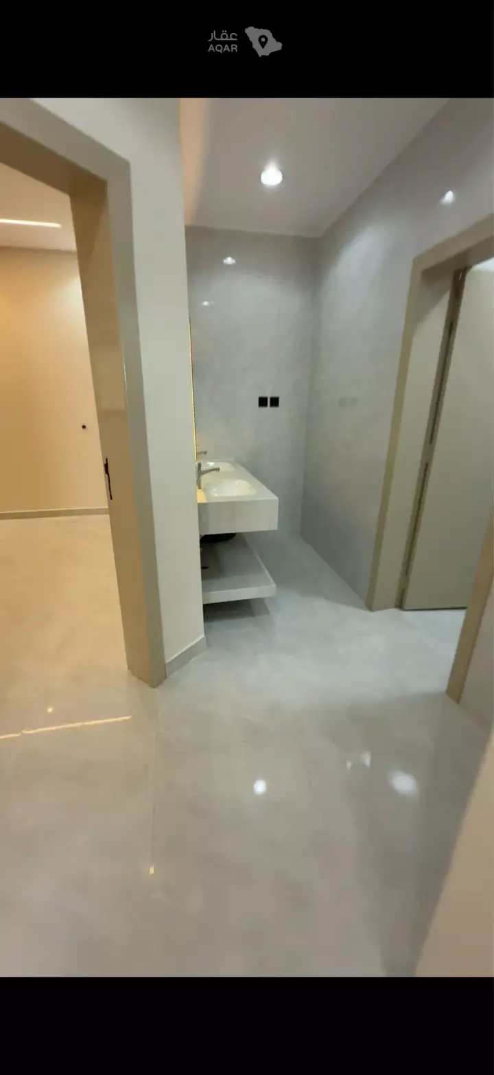 5 bedroom apartment in Al Wahah, Khamis Mushait 7