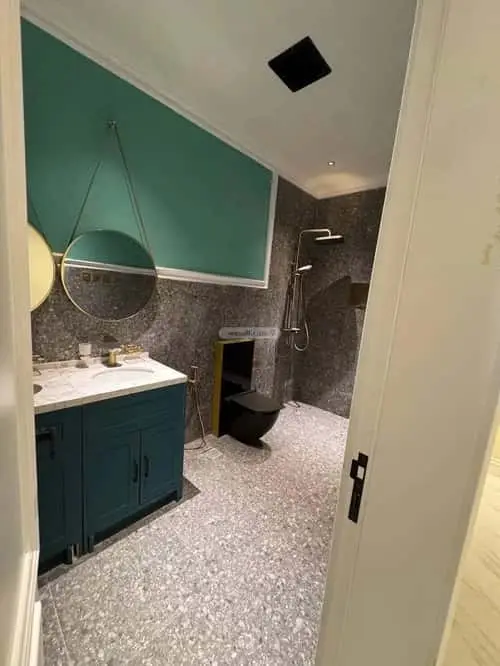 5 bedroom apartment in King Faisal, Riyadh 9