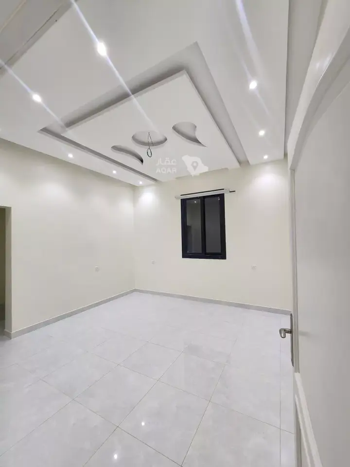 4 bedroom villa in Az Zomorod, Jeddah 10