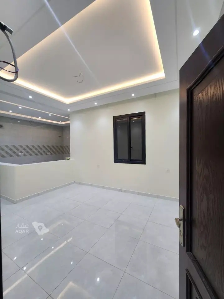 4 bedroom villa in Az Zomorod, Jeddah 11