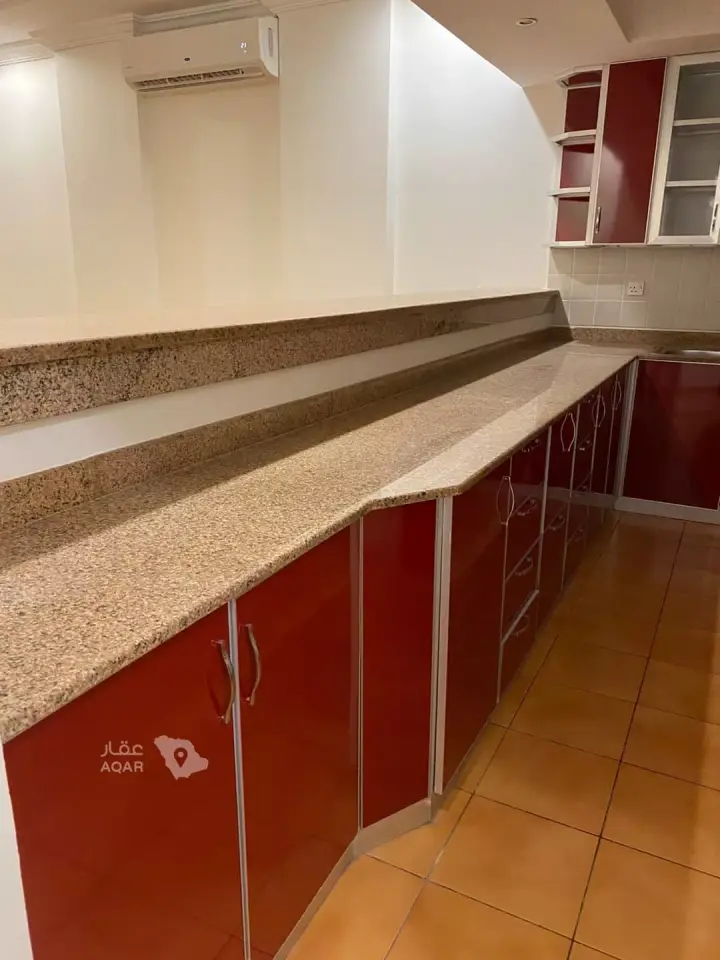 3 bedroom apartment in Al Nahda, Jeddah 9