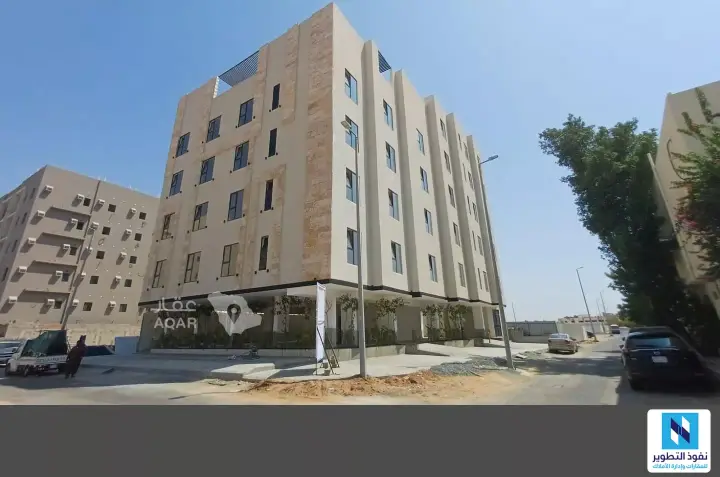 عقار 37 غرف في الثغر، جدة
