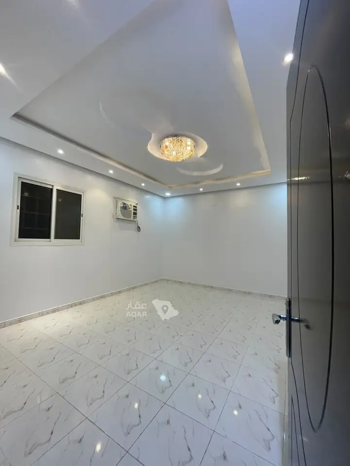 3 bedroom apartment in Al Aziziyah, Riyadh 6