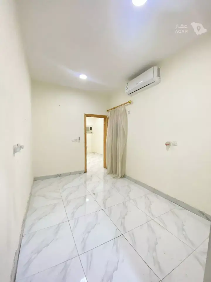 1 bedroom apartment in Al Nuzhah, Riyadh 3
