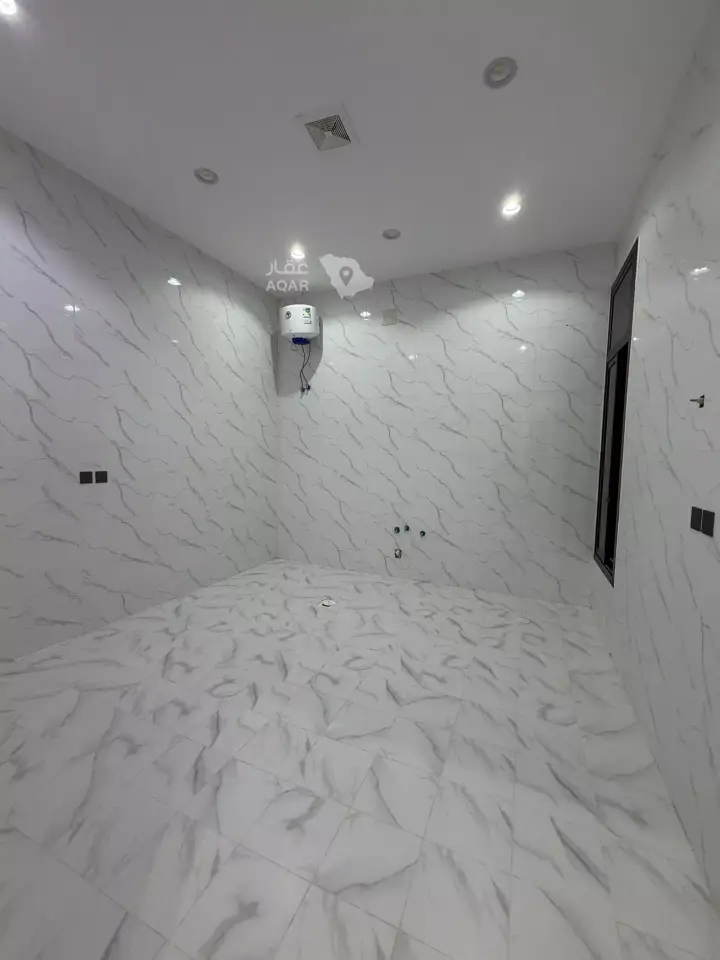 3 bedroom villa in Al Janadriyah, Riyadh 3