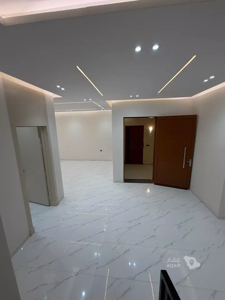 3 bedroom villa in Al Janadriyah, Riyadh 18