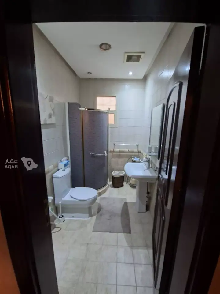 5 bedroom villa in Al Wadi, Riyadh 11