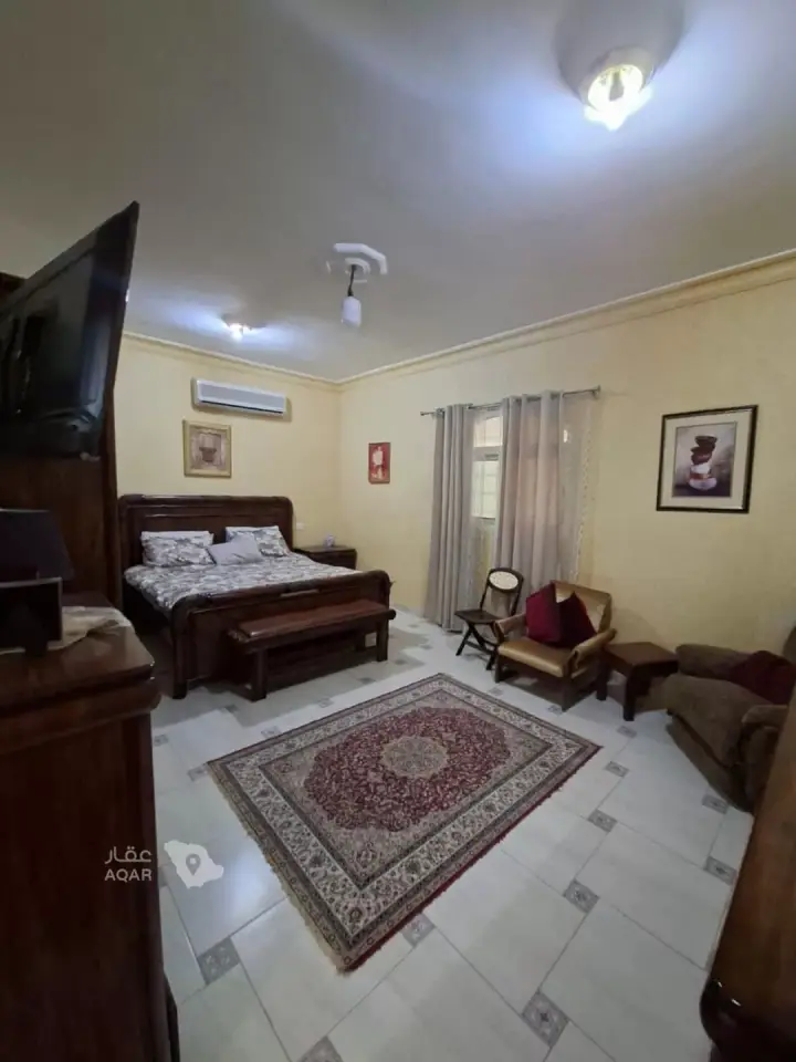 5 bedroom villa in Al Wadi, Riyadh 9
