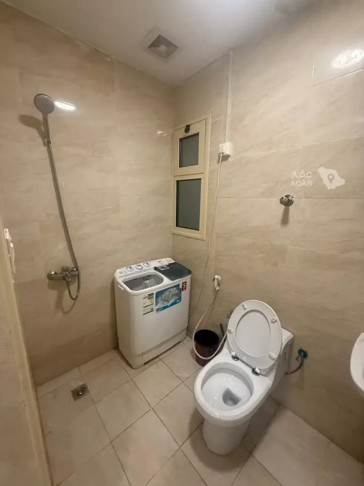 2 bedroom apartment in Al Thuqbah, Eastern Province 5