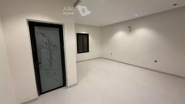 6 bedroom building in Tebah Subdivision, Eastern Province 15