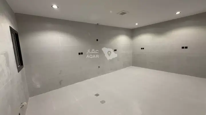 6 bedroom building in Tebah Subdivision, Eastern Province 20