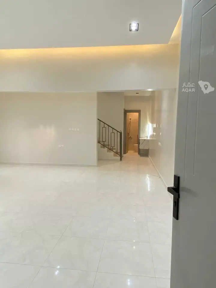 فيلا 5 غرف في سلطانة، الرياض 4