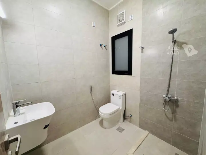 6 bedroom villa in Sidrah, Riyadh 14