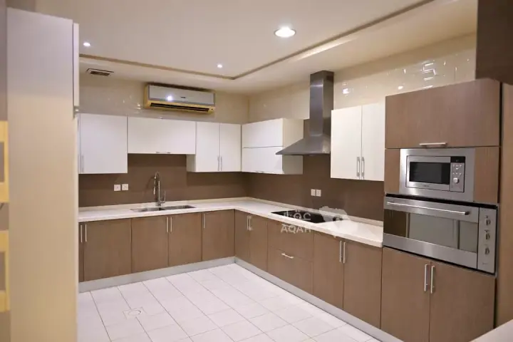 3 bedroom villa in Qurtubah, Riyadh 6
