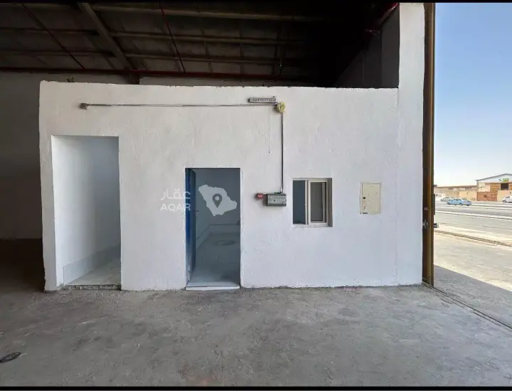 1 bedroom warehouse in Al Sulay, Riyadh 4
