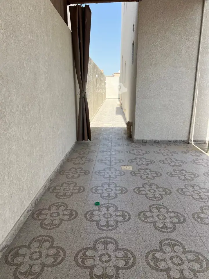 فيلا  في الشراع، الخبر 6