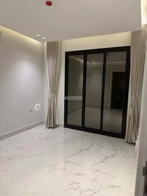 4 bedroom apartment in Al Ghadir, Riyadh 3