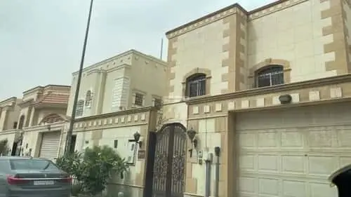 5 bedroom villa in At Taawon, Riyadh 4