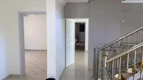 5 bedroom villa in At Taawon, Riyadh 6