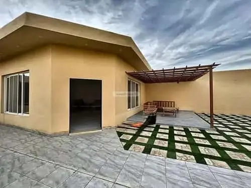 4 bedroom villa in Al Khayr, Riyadh 7