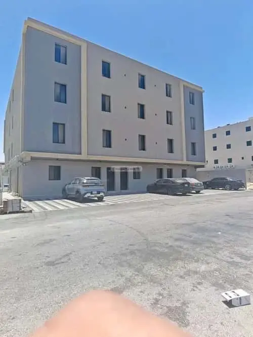 2 bedroom apartment in Al Amal, Eastern Province 3