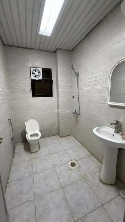 5 bedroom villa in Al Mathar Ash Shamali, Riyadh 12