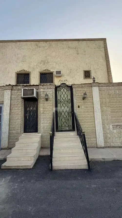 5 bedroom villa in Al Mathar Ash Shamali, Riyadh 2