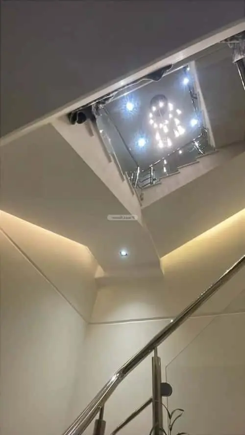 5 bedroom villa in Khuzam, Riyadh 12