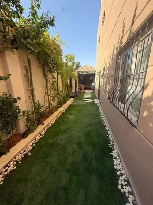 5 bedroom villa in Khuzam, Riyadh 5
