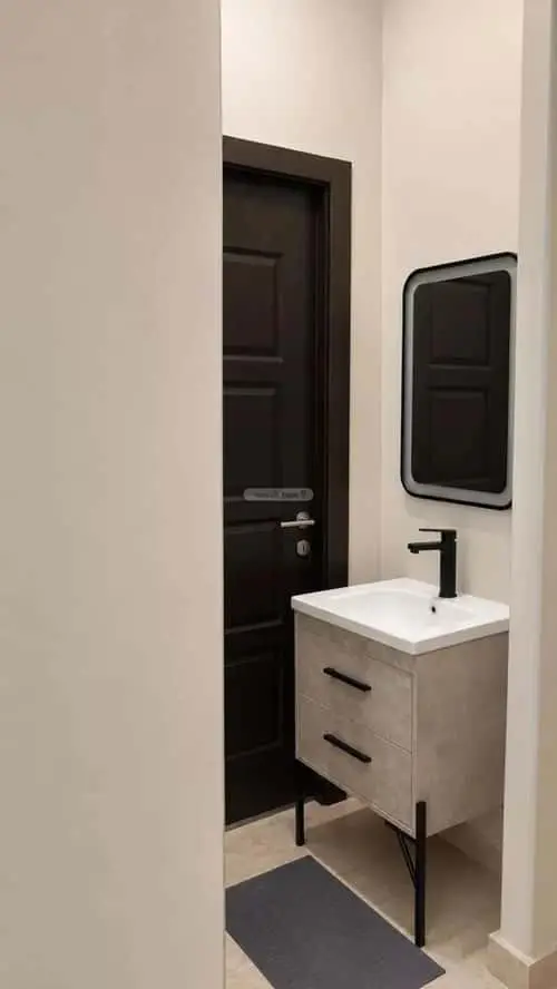 5 bedroom villa in Khuzam, Riyadh 8